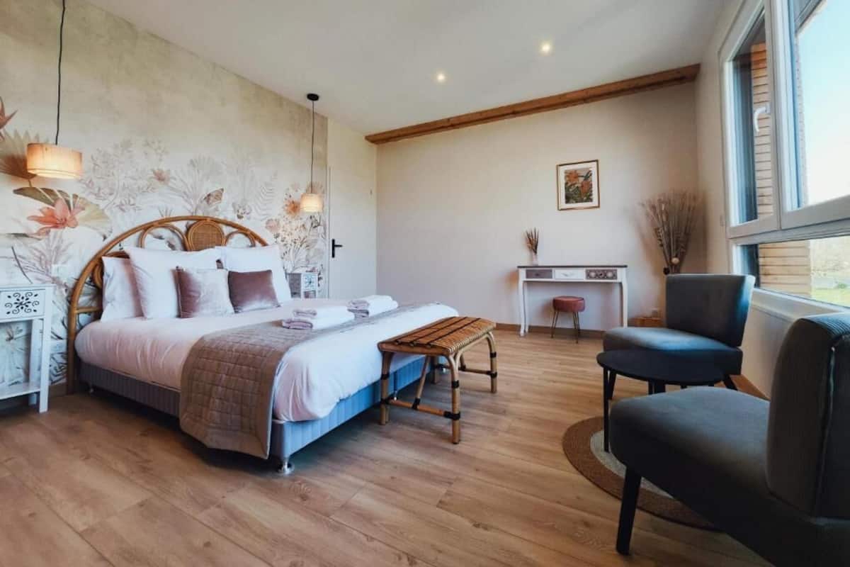 Superior Suite, Garden View (FEU)