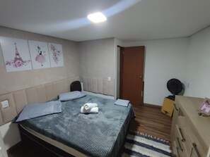 2 bedrooms, WiFi, bed sheets