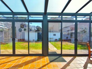 Interior - Spacious 3-bedroom House in Martorelles, Barcelona (Martorelles)