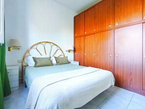 3 habitaciones, tabla de planchar con plancha y wifi gratis 