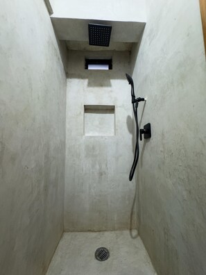Shower, towels - 1 bdrm Golden Zone apartment 2 (Mazatlan)