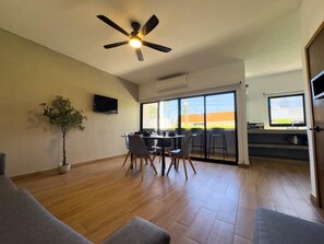 Dining - Cozy 1 bdrm Golden Zone apartment 5 (Mazatlan)
