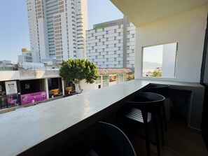 Outdoor dining - Cozy 1 bdrm Golden Zone apartment 6 (Mazatlan)
