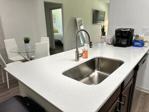 Interior - Convenient 2bed 2bath apt near Stone Brial mall/Centre in Frisco (Frisco)