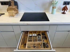 Fridge, microwave, oven, dishwasher - Ático Suite Vejer with a private heated pool (Vejer de la Frontera)