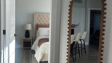 2 bedrooms, iron/ironing board, WiFi, bed sheets