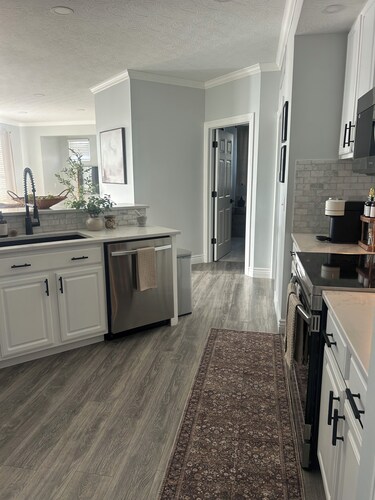 Modern Condo Near Wright-Patt, Shops & Dining
