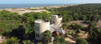 Private Beach Resort for 12. Pool & Full Staff. 20-40% OFF Long Stays