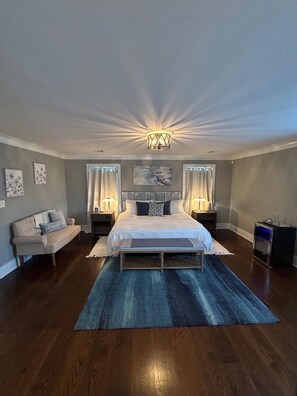 4 habitaciones, tabla de planchar con plancha y wifi gratis 