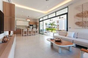 Smart TV - 2-bed Pool View on Beach Sol de Arena C1 (Las Terrenas)