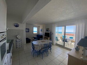 Interior - Spacious apartment, sea view - 4 guests (Le Barcarès)
