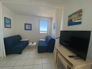 Living area - Spacious apartment, sea view - 4 guests (Le Barcarès)