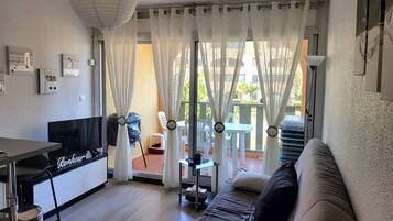 Fernseher