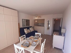 TV - Large studio sea view - 3/4 guests (Le Barcarès)