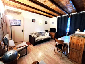 TV - Cozy studio, slopes view - 4 guests (Pra-Loup)