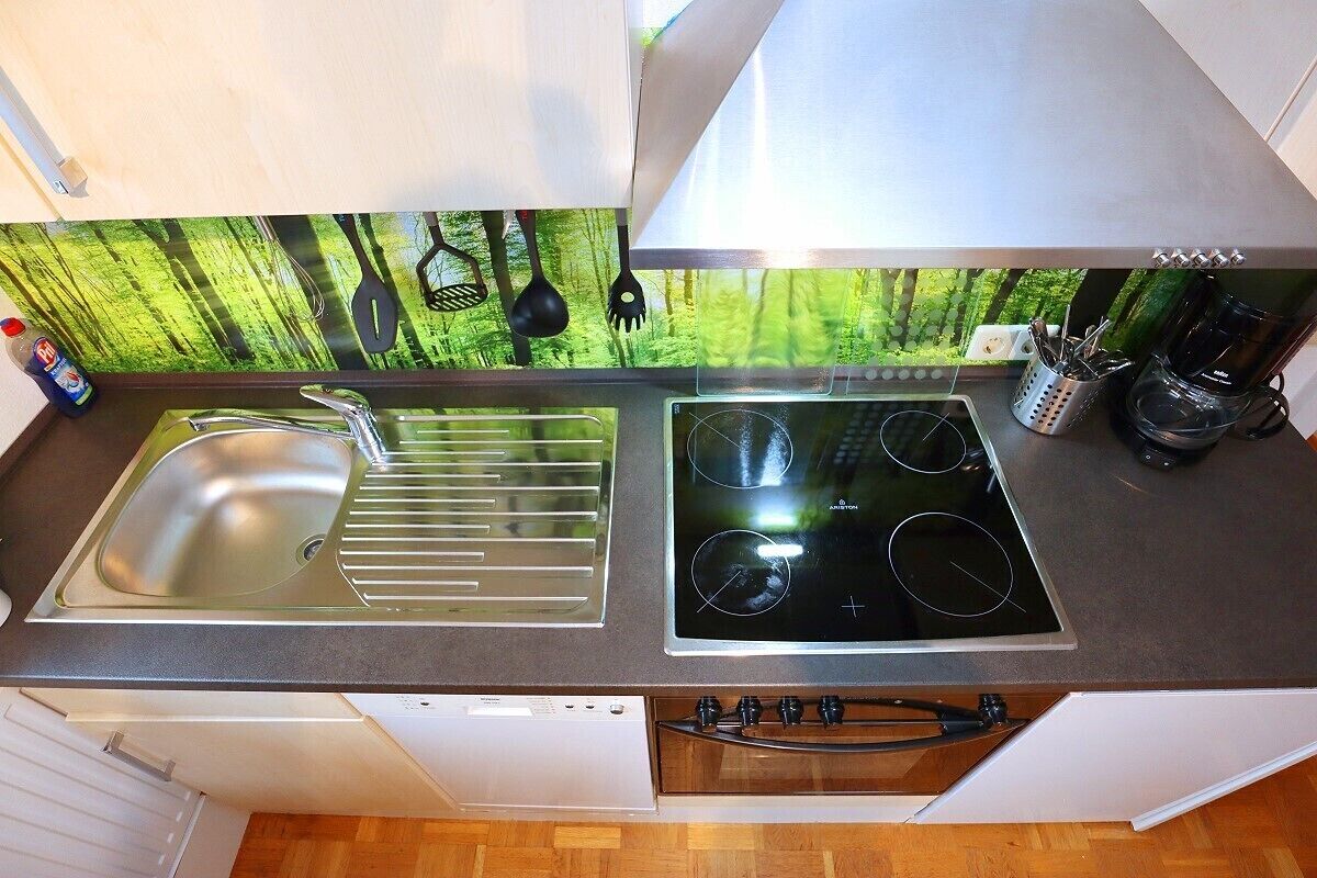 Condo clásico, vista al jardín | Cocina privada