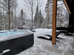 Bain à remous extérieur