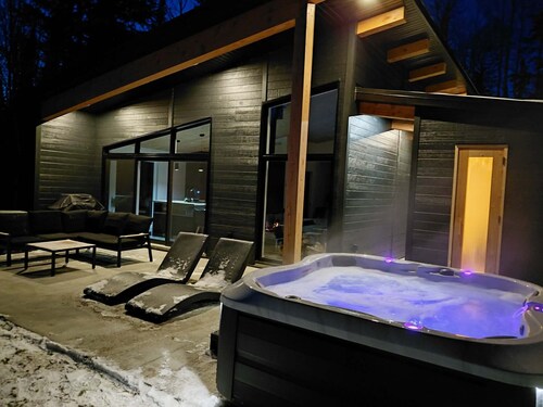 Le Pic Étoilé:  Spa/Sauna/Bain froid dans le bois – détente sous les étoiles