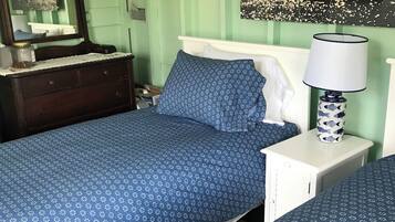 WiFi, bed sheets