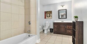 Shower, bidet - Cozy stay in this 2-bedroom condo! (Saratoga Springs)
