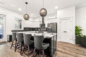 Private kitchen - NEW CONSTRUCTION. Relax, Unwind & Walk to the Beach – The Ultimate Coastal Stay (Edisto Island)