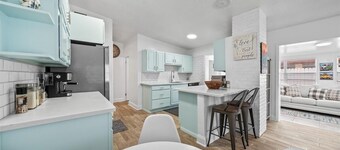 Cozy 2/2 house in perfect Cape Canaveral, You'll feel right at home..!!