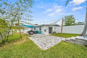 Terrace/patio - Cozy 2/2 house  in perfect Cape Canaveral, You'll feel right at home..!! (Cape Canaveral)