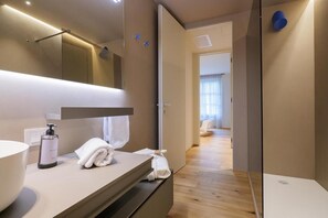 Căn hộ, quang cảnh vườn | Phòng tắm