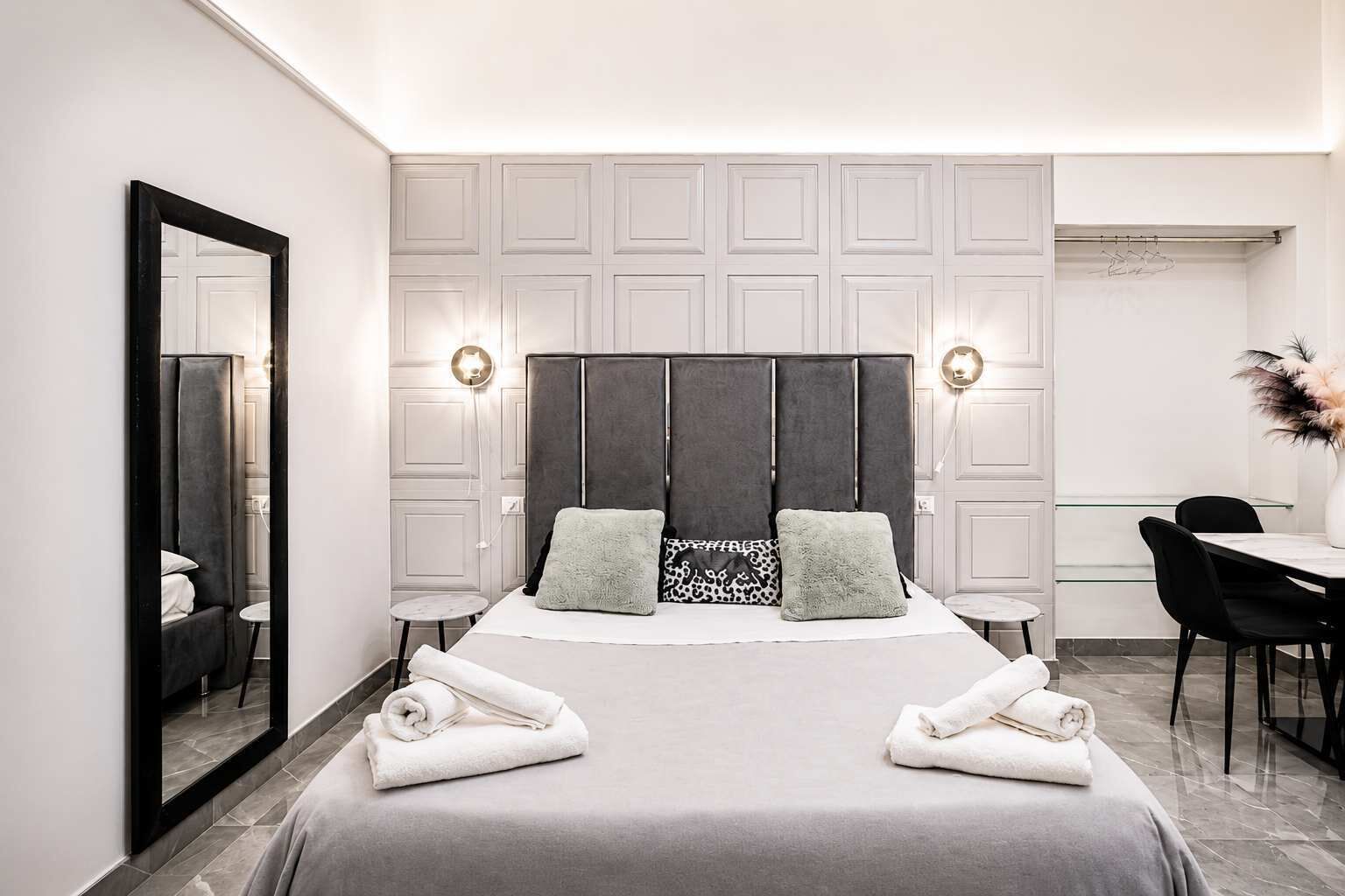 Iron/ironing board, WiFi, bed sheets