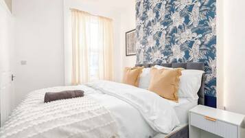 3 bedrooms, iron/ironing board, travel cot, free WiFi