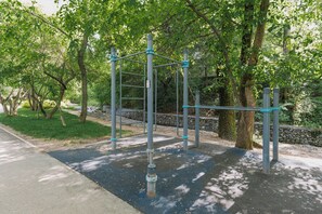 Land view from property - Arch Hostel – Male Guests Only (Almaty)