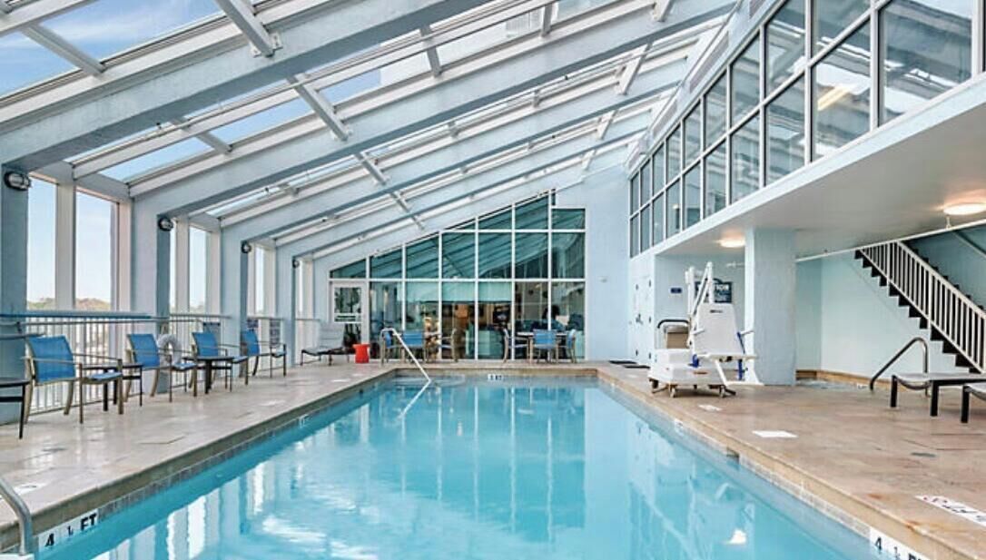 Indoor pool, outdoor pool