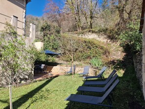 Terrace/patio - Les Volets Gris au Bugue - 6-person house in the heart of the Dordogne (Le Bugue)