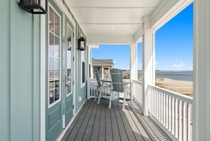 Property grounds - Into The Mistic, Ocean Isle Beach (Ocean Isle Beach)