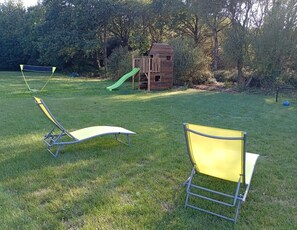 Children's area - Peace and quiet in the Pays d'Oust and Brocéliande regions (Montertelot)