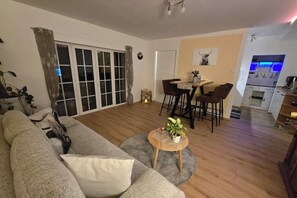 Living area - Small but mighty, at the gates of Cologne (Pulheim)