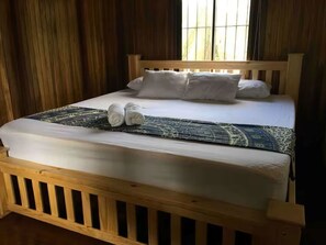 3 bedrooms, desk, iron/ironing board, free WiFi - Caribbean House Puerto Viejo (Puerto Viejo de Talamanca)