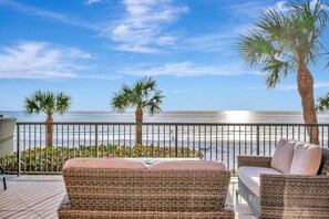 Apartment - 30ft Oceanfront Balcony 3B Direct Beach Access (Indian Shores)