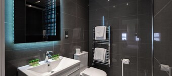 Nell Gwynn House Apartments & Rooms