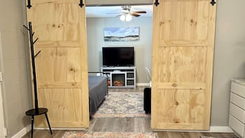 3 bedrooms, iron/ironing board, travel crib, WiFi