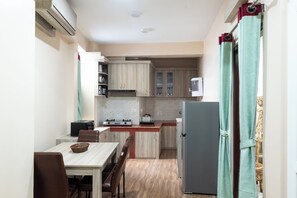 Dining - Beautiful 3-bedroom apartment with AC in peaceful Kirtipur (Kirtipur)