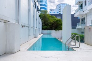 Pool - Bright & Cosy CBD Retreat Near Britomart (Auckland City)