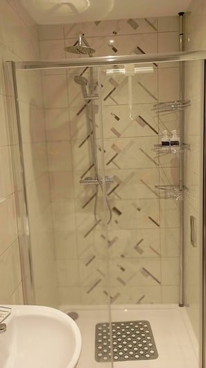 Room, 1 Bedroom | Bathroom - Room-tranquil Ensuite Room With Garden V (Londonderry)