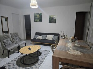 Interior - Sejour eau vive, 3 bedrooms Near metro and créteil village (Créteil)