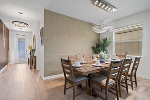 Dining - 7873 Pool Home + Game Room Near Disney | Reunion (Kissimmee)