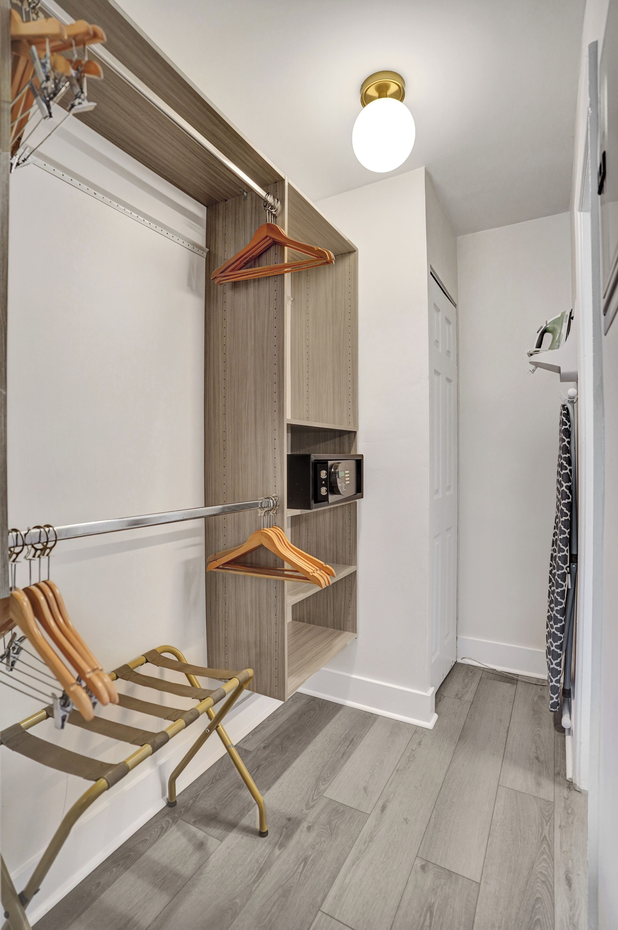 In-room safe, desk, laptop workspace, free WiFi