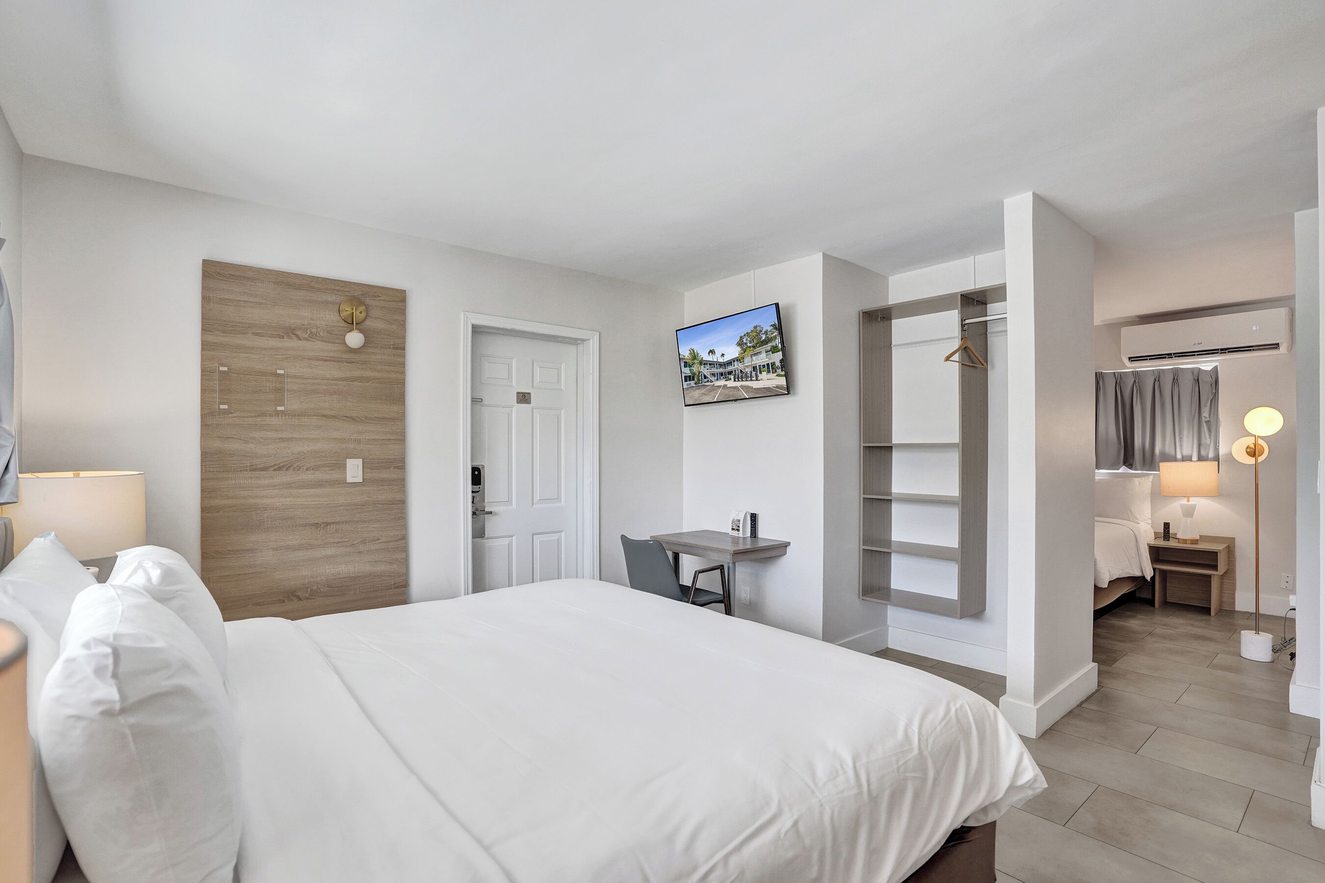 Elite Studio Suite | In-room safe, desk, laptop workspace, free WiFi