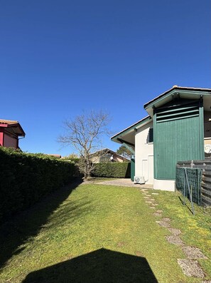 Property grounds - 241 - Charming house near the lake (HOURTIN)