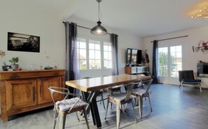 Dining - Brigyan - AUDENGE - Gîte (AUDENGE)