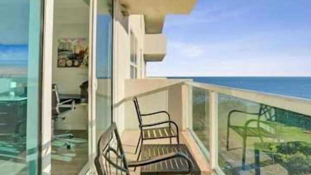 Unclassified image, 1 of 30, button - 2BR Suite at The Arya | Coconut Grove (Miami)